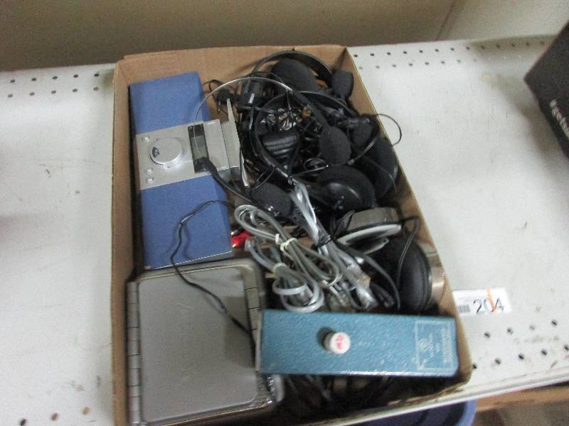 lot 204 image: Headphones