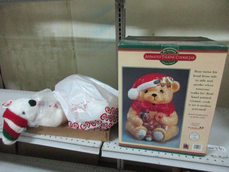 lot 210 image: Christmas Lot