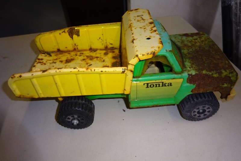 Tonka Small Dump Truck