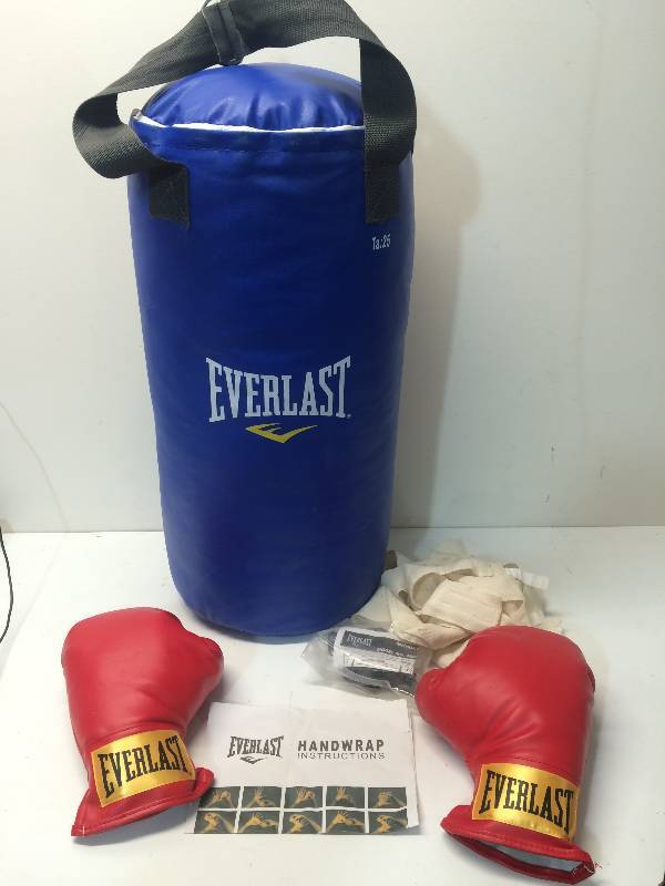 lot 5 image: Punching Bag