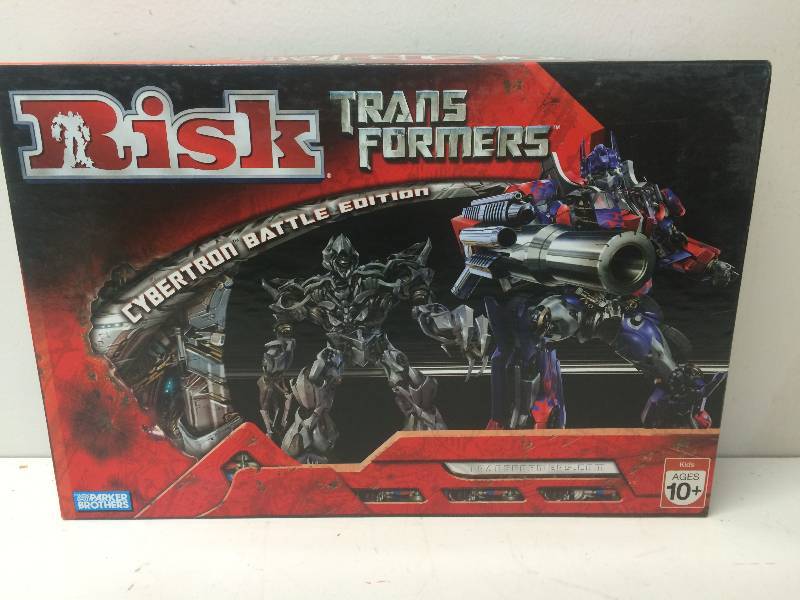 lot 16 image: Transformers Game Of Risk