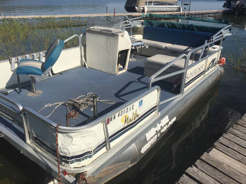 lot 1 image: 1997 Suncruiser Pontoon