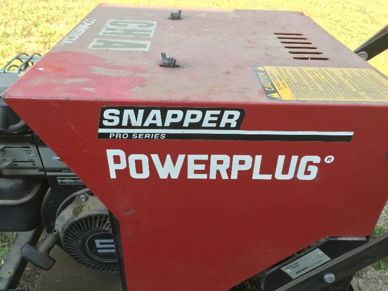 lot 8 image: Snapper Pro Series PP5001B power plug
