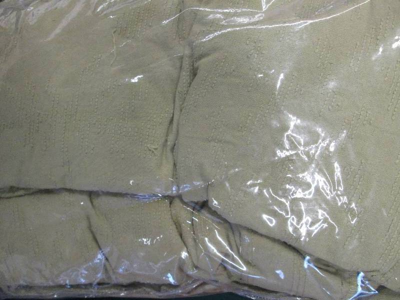 lot 392 image: Queen Size Green Bed Spread High lo...