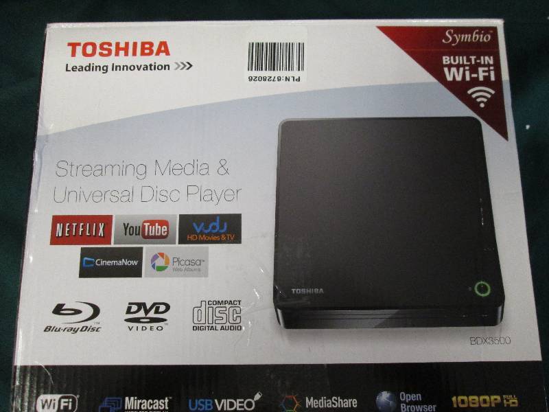 lot 405 image: Toshiba Streaming Media & Universal...