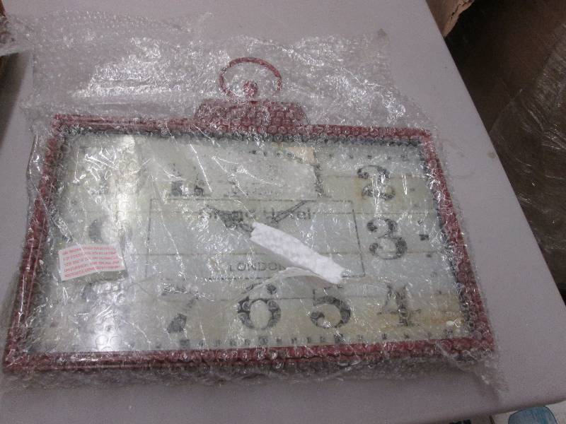 lot 26 image: Red Retro Clock open box , untested...
