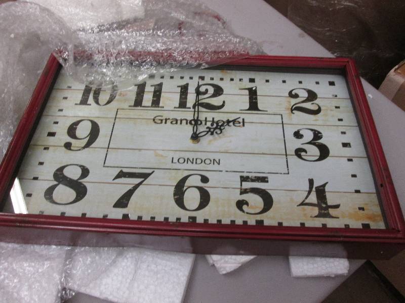 lot 45 image: Red Retro Clock open box , untested...