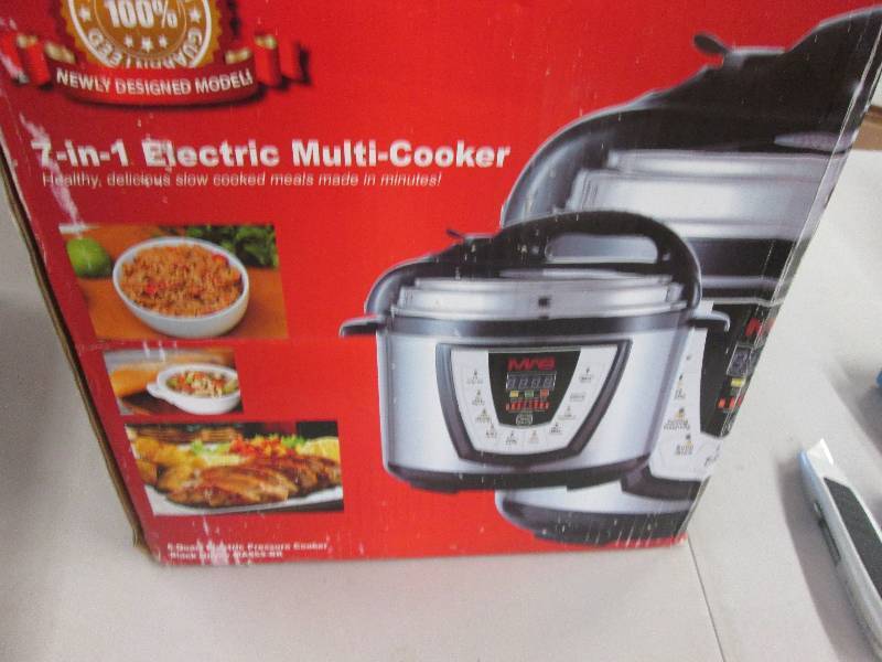 lot 135 image: Multi Cooker Pro open box, untested...