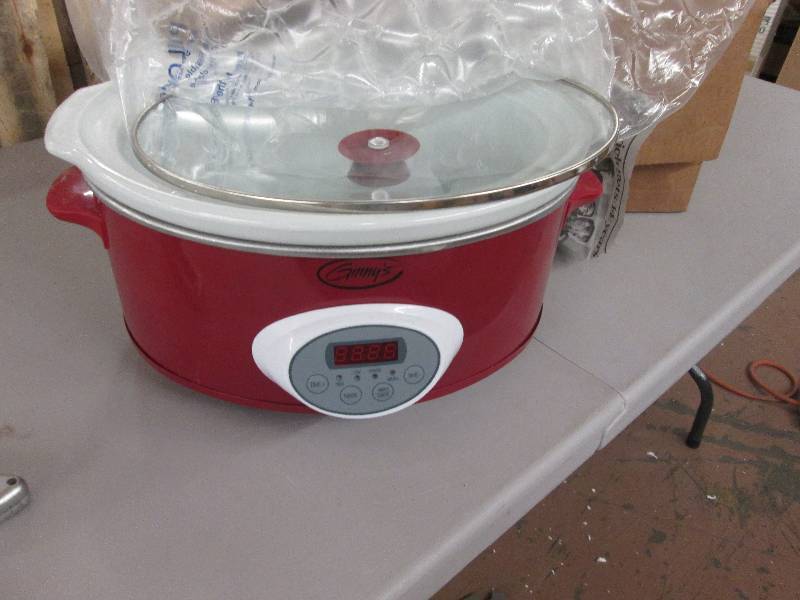 Newell Brands Distribution 6QT RED Oval Crock Pot SCCPVL600-R