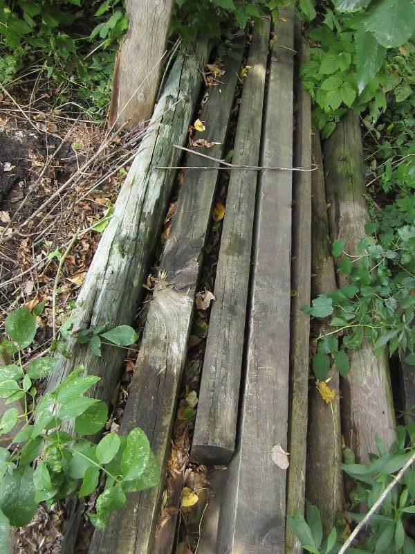 Lot of posts and lumber, most are t...