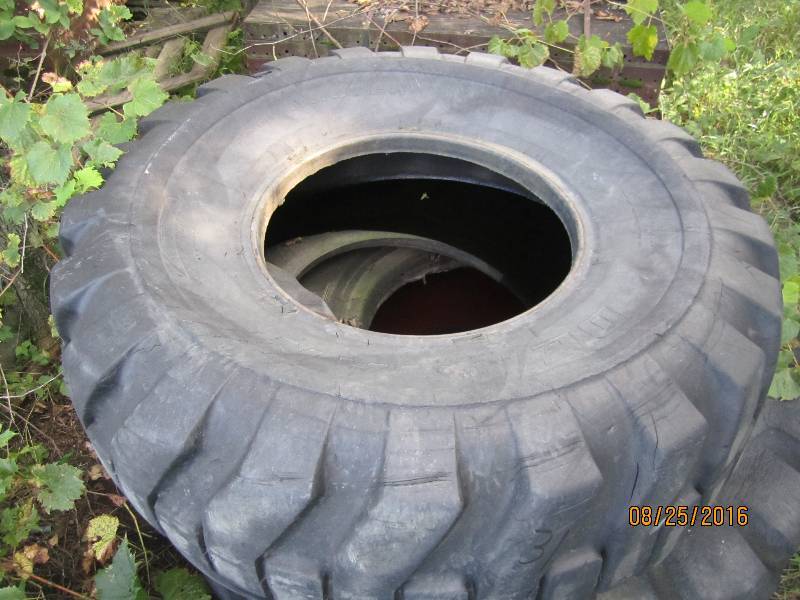 Large tractor tire for sand tire, p...