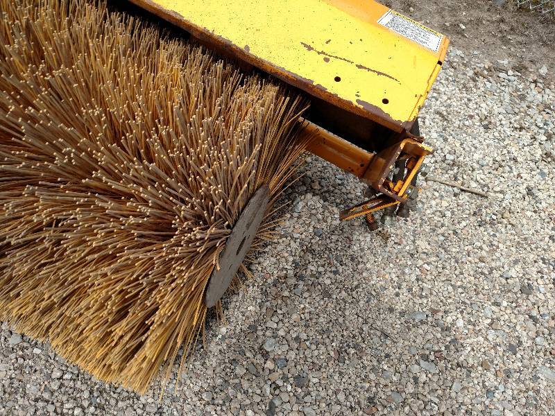 lot 12 image: MB 6 Hydraulic Sweeper, Missing Pa...