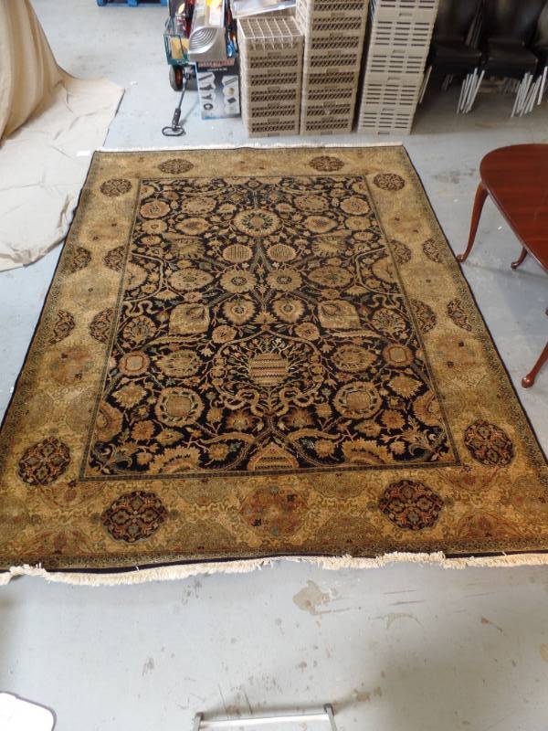 Room Size Oriental  Indian Rug