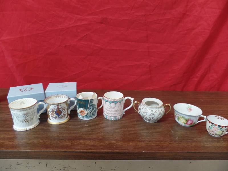 Buckingham Palace Celebration Cups