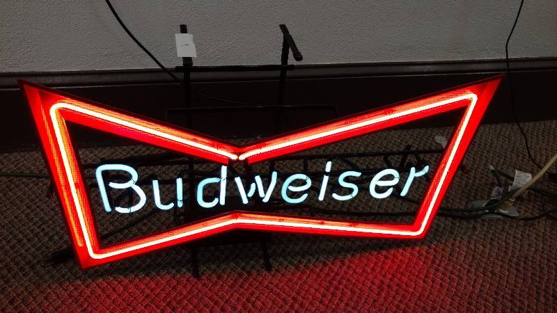 Vintage Budweiser Bow Tie Neon Sign | Beer Sign and Neon Sign Auction ...