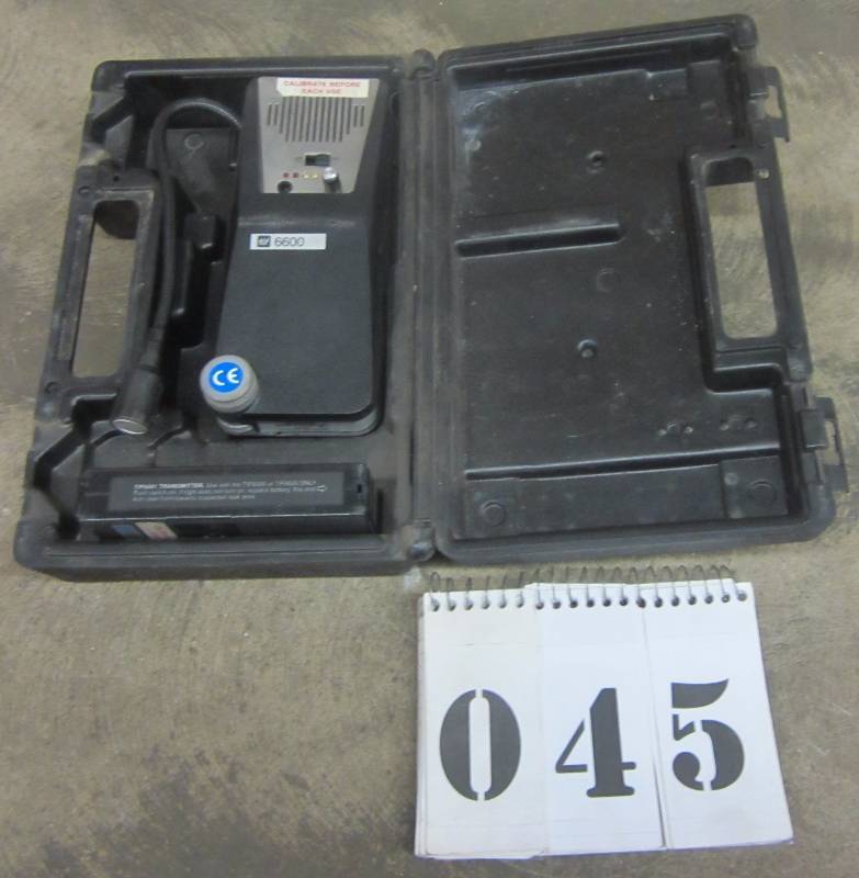 lot 45 image: Ultrasonic Leak Detector System
