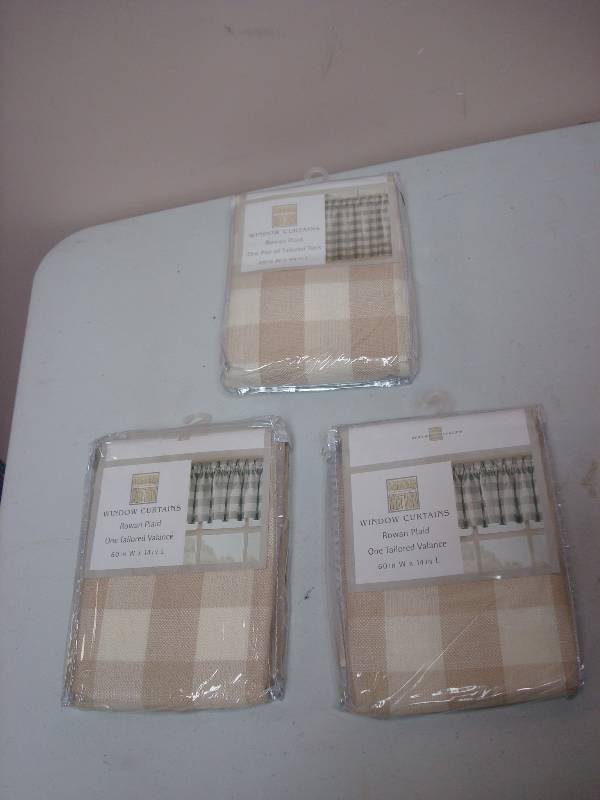 Lot Of Three Rowan Plaid Window Curtains, Unused