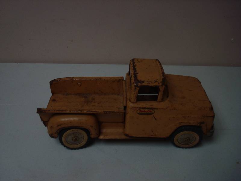 Vintage Tonka Toy Truck Mound MN, Lots Of Wear, Marks