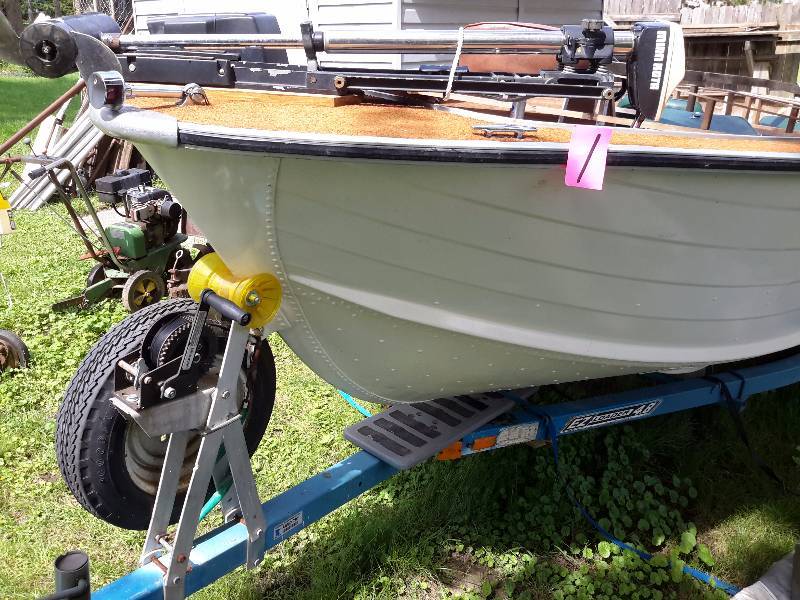 lot 1 image: 1979 Sylvan Deep Hull, 16 Ft Fishing Boat..  55 H.P. Johnson Engine..