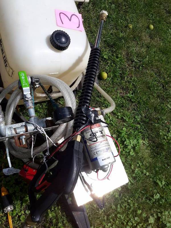 lot 3 image: RIDE and BEAUTIFY.. Self Pumping Lawn Sprayer..