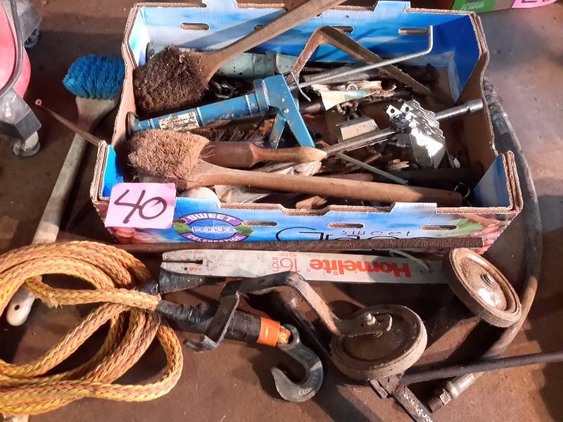 lot 40 image: Misc. Hardware items as pictured.