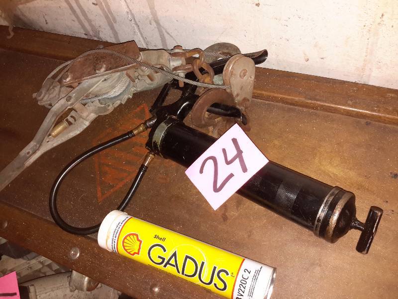 lot 24 image: Wood Creeper, Grease Gun, Come  A Long