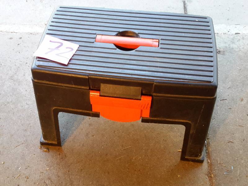lot 72 image: Plastic Stooltool box combo