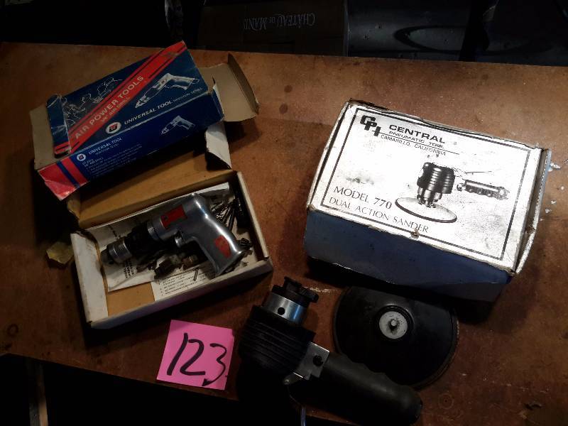 lot 123 image: Pneumatic Air Drill  Pneumatic Dual Action Sander