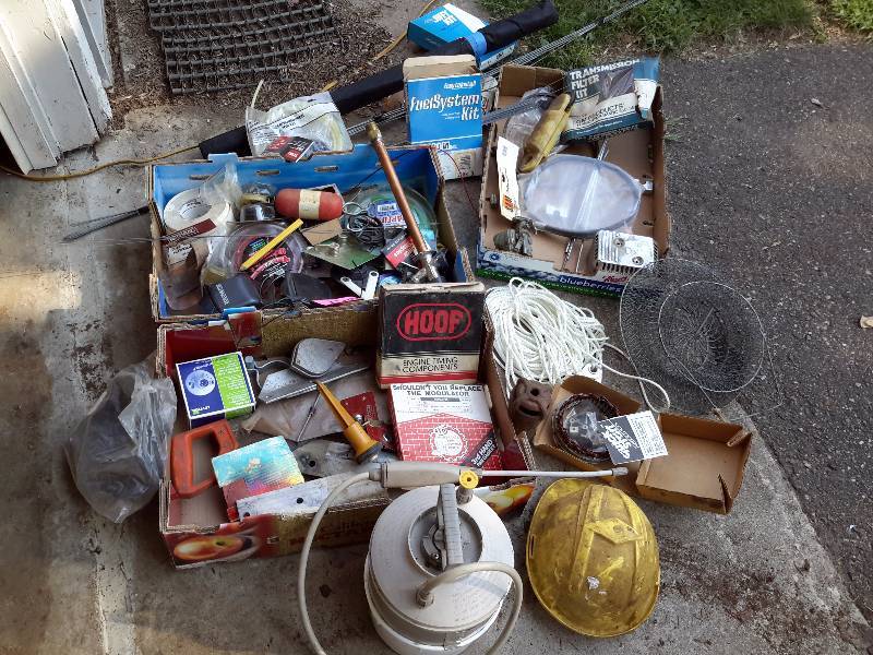 lot 129 image: Large lot of Hardware items as pictured.. Take it all away