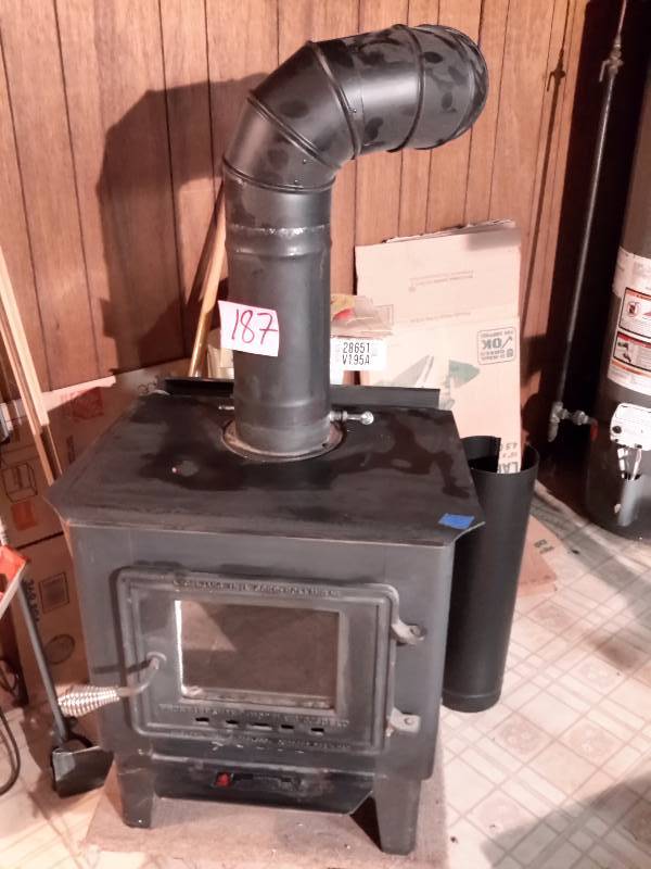 KOGELZANG, INTL.. Holland Michigan. Frontiersman, Heavy Cast Iron Wood stove  with glass front. 36in x 18 in x 30 in h. Excellent shape. | Eden Prairie  Estate.. Yard Garden, Sporting Goods, Tools,