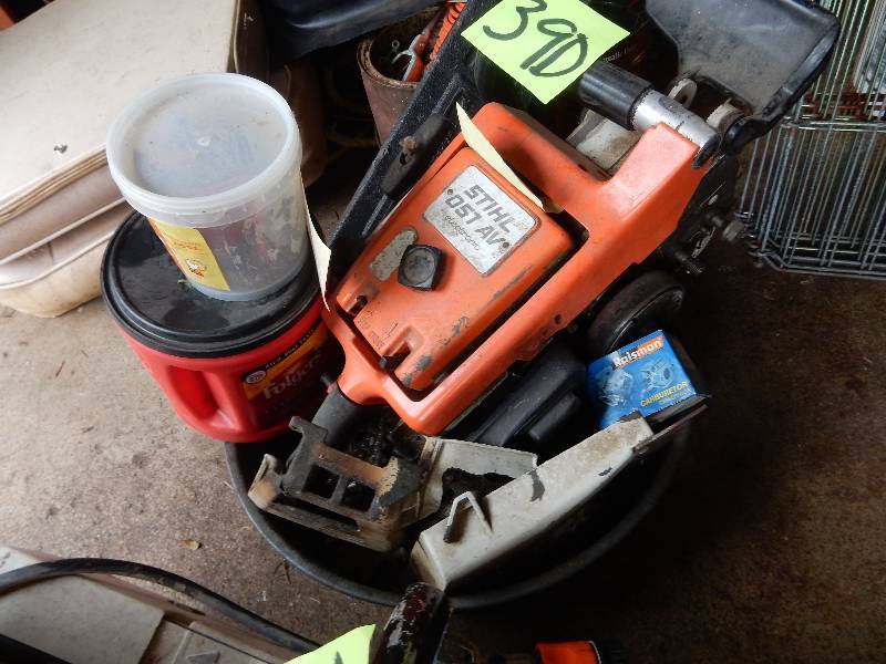 lot 39D image: STIHL, O51 AV, Chain Saw for parts or repair