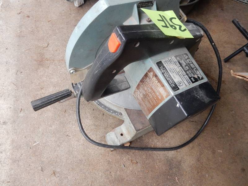 lot 39F image: Delta Model 34080 Mitre Saw..