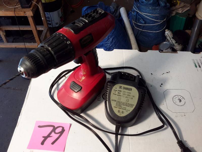 lot 79 image: Toughtest, 18 V  cordless Drill and charger.. tEsted and work