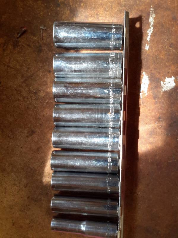 lot 93 image: Set of Deep sockets.. 18mm - 10mm, 12 in Drive