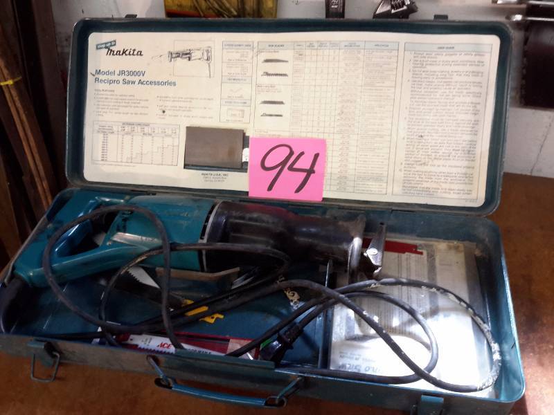 lot 94 image: Makita Model JR3000V Reciprocating Saw