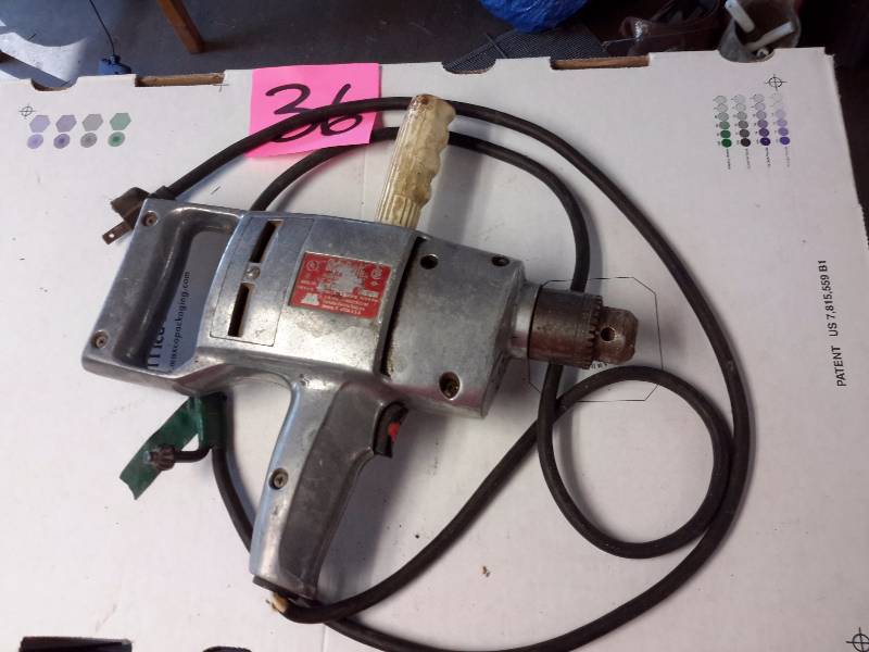 lot 36 image: Shop Craft, 12in Reversible Drill.