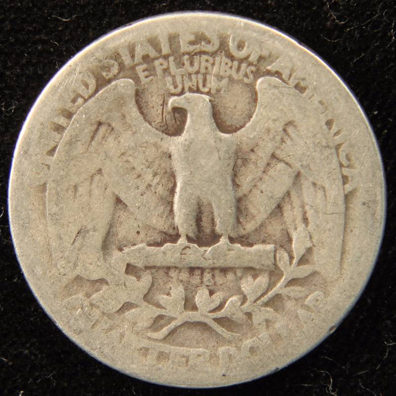 1935 WASHINGTON SILVER QUARTER