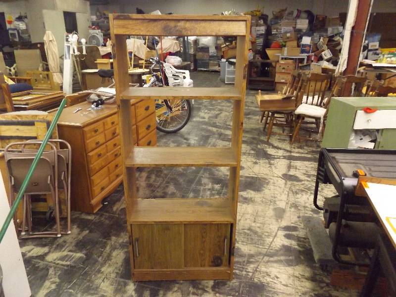 lot 660 image: Bookshelf