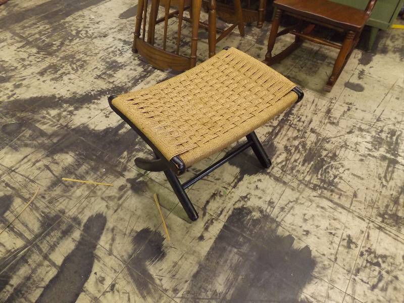 lot 665 image: Wicker top foot stool