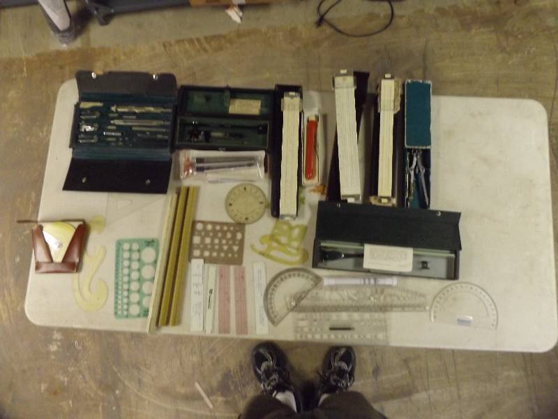 lot 711 image: Drawing tools
