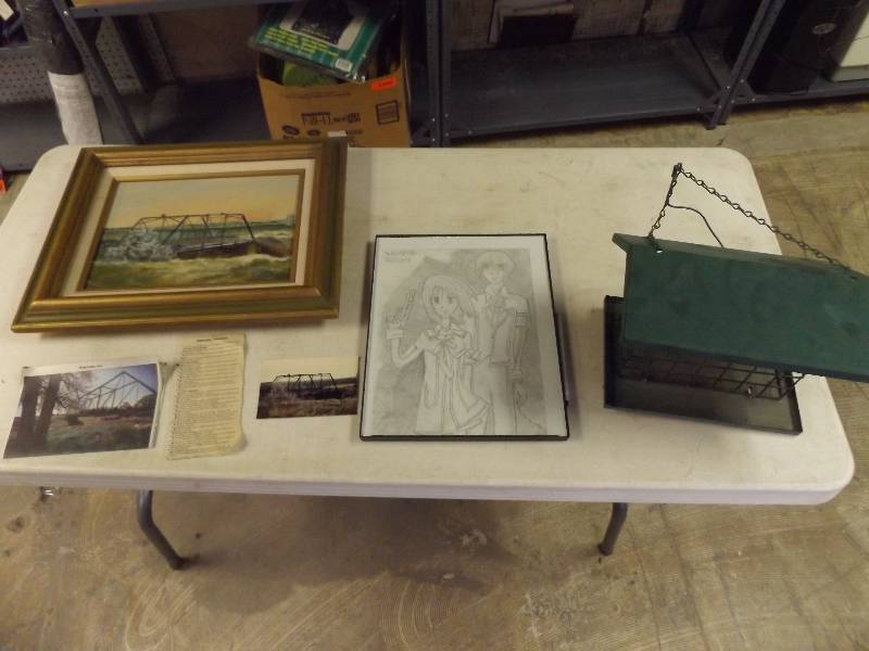 lot 720 image: Pictures and bird feeder