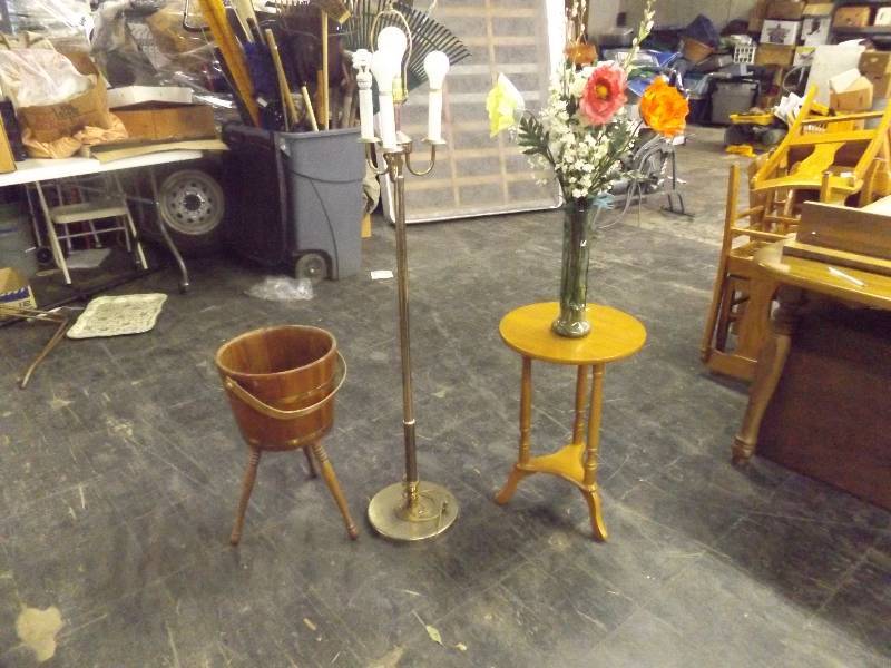 lot 767 image: Plant stand, vase wfake flowers, floor lamp