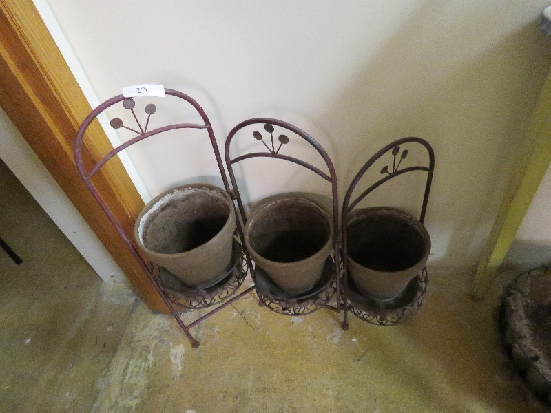 IndoorOutdoor plant stand