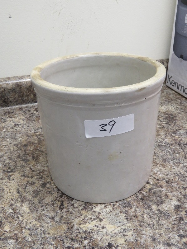 Unknown Crock
