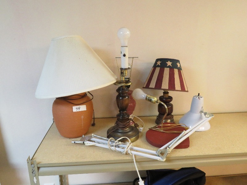 Lamp lot