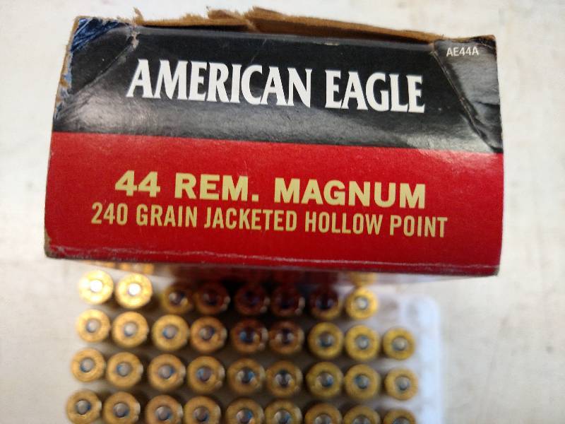 lot 27 image: (44) Federal 44 Rem Mag...