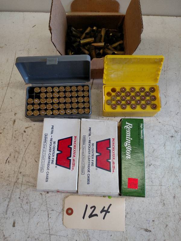 lot 124 image: 44 Mag Casings...