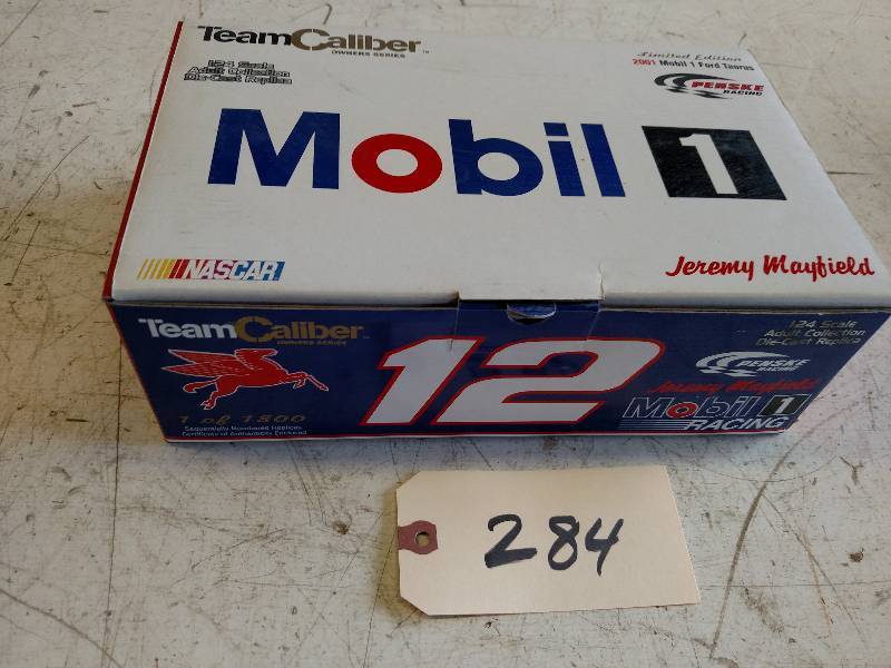 lot 284 image: Team Caliber Mobil 1 124 Diecast N...