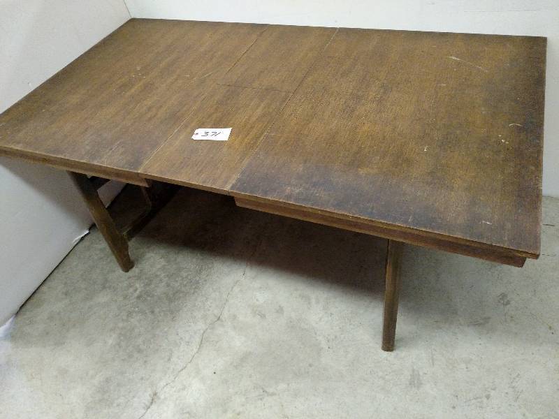 lot 371 image: Vintage Table, 6 x 40 with 12 Sp...