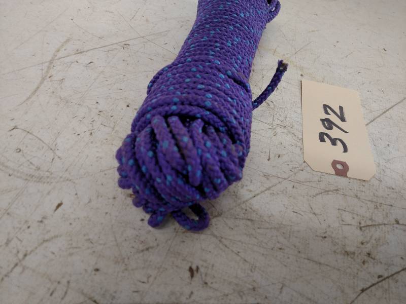 lot 392 image: 14 Poly Rope...
